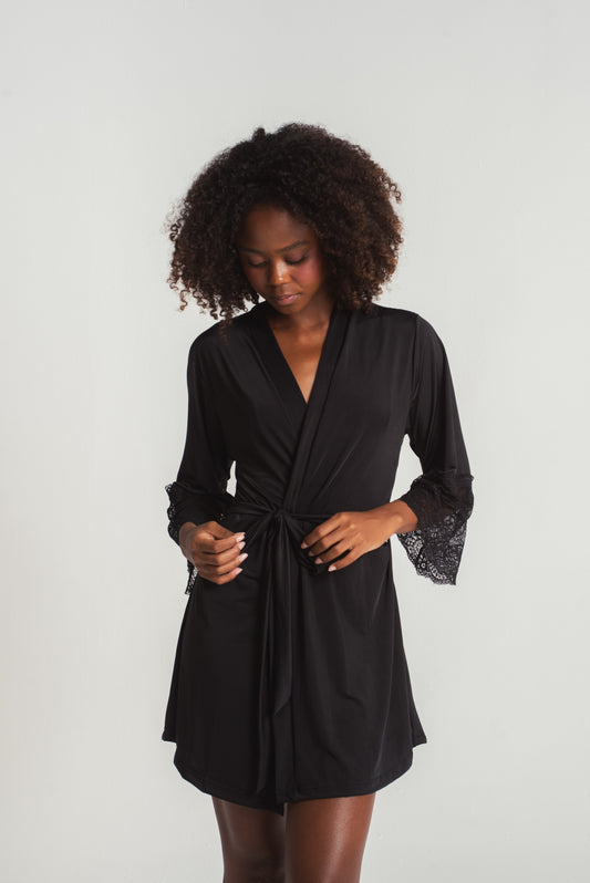 Robe Manga Curta em Liganete e Renda